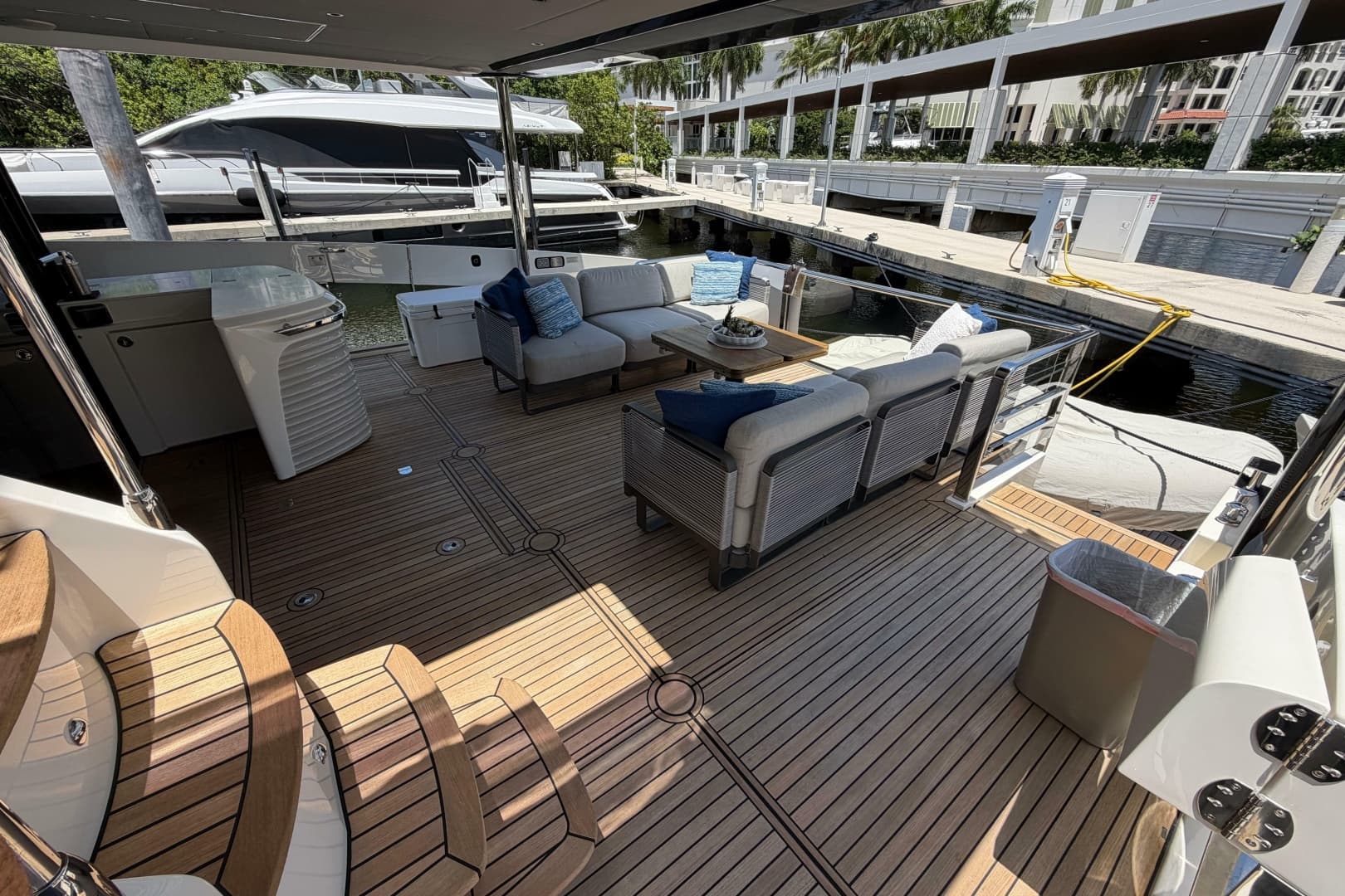 2024 Absolute Navetta 75