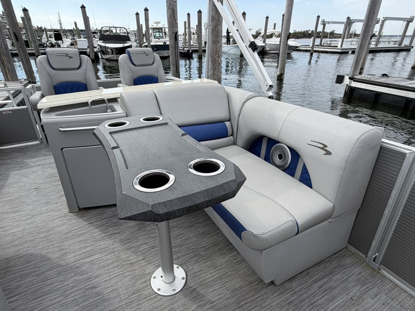 2021 Bennington 23 SBRXP
