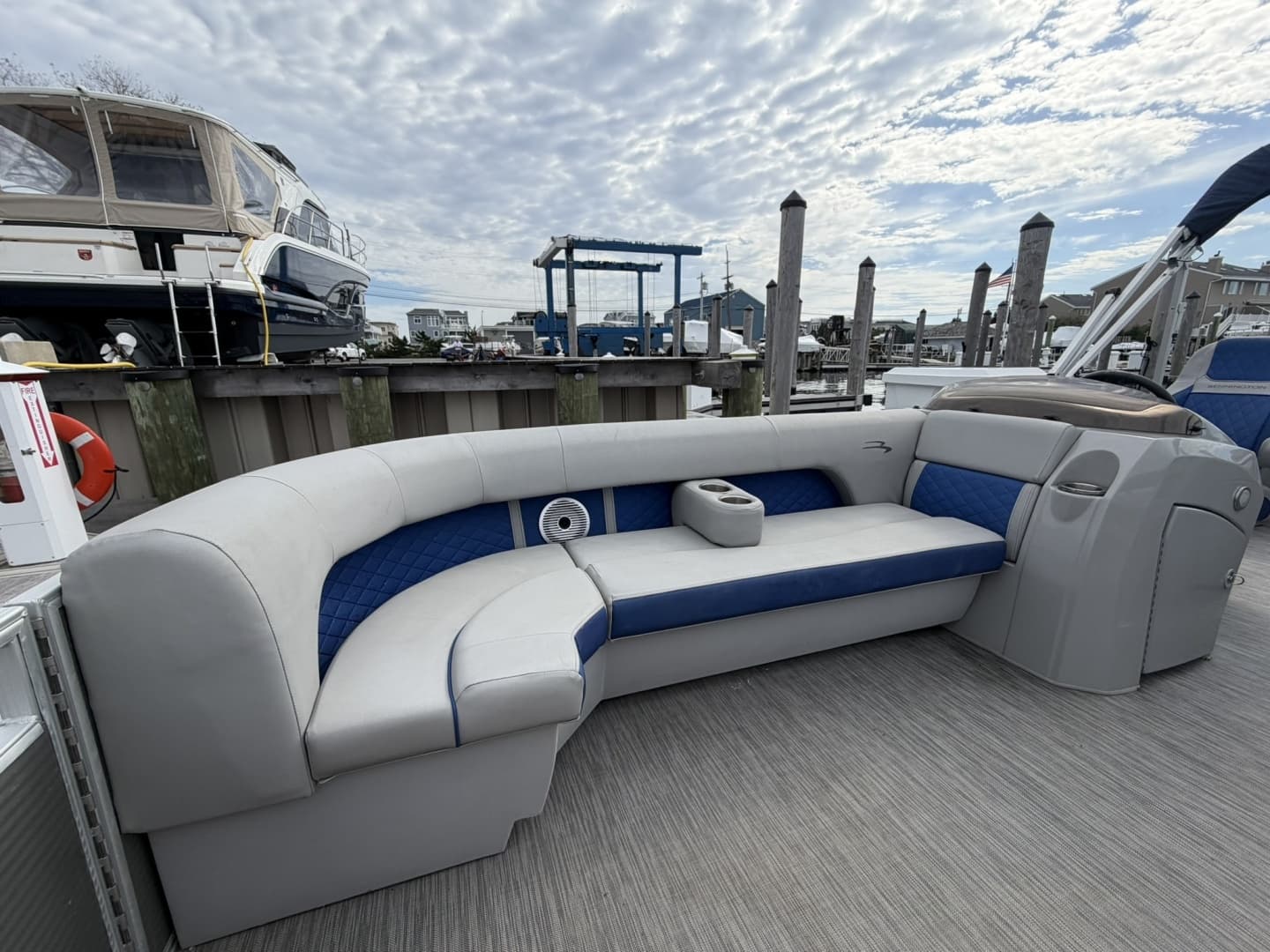 2021 Bennington 23 SBRXP