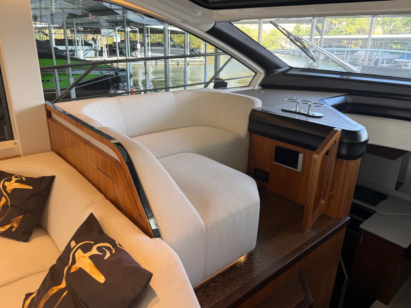 2021 Sunseeker PREDATOR 55