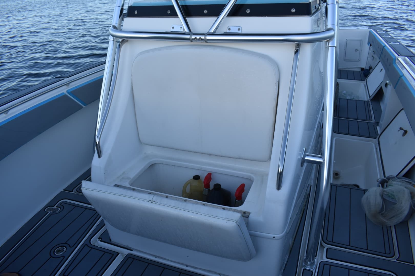 2008 Fountain 32 CC