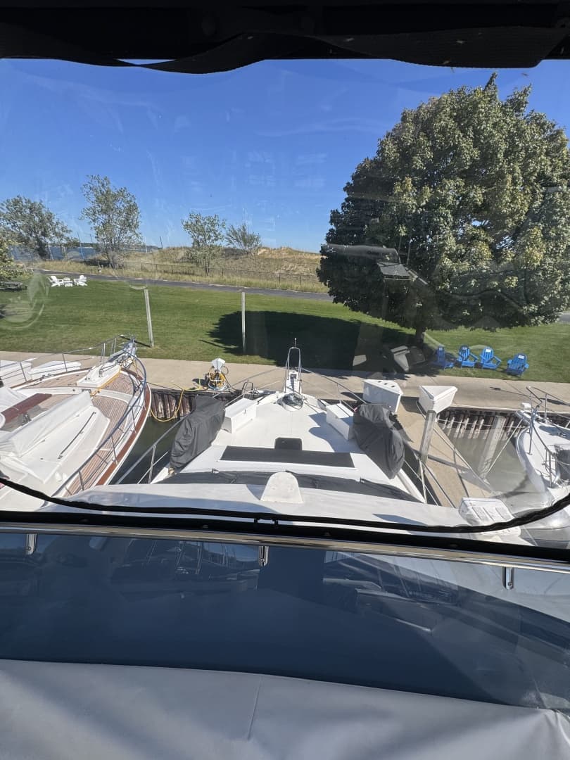 1990 Viking 55 MOTOR YACHT WIDE BODY