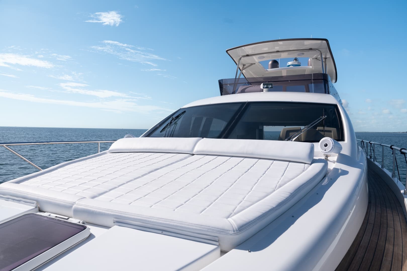2016 Ferretti Yachts 