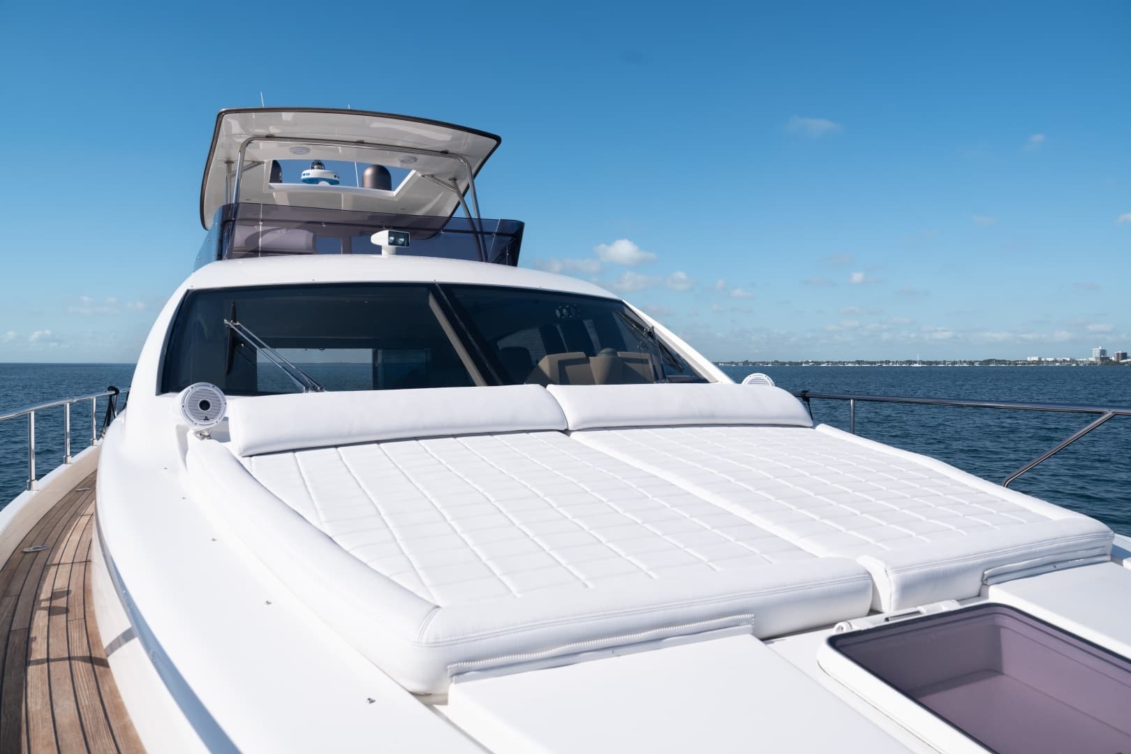 2016 Ferretti Yachts 