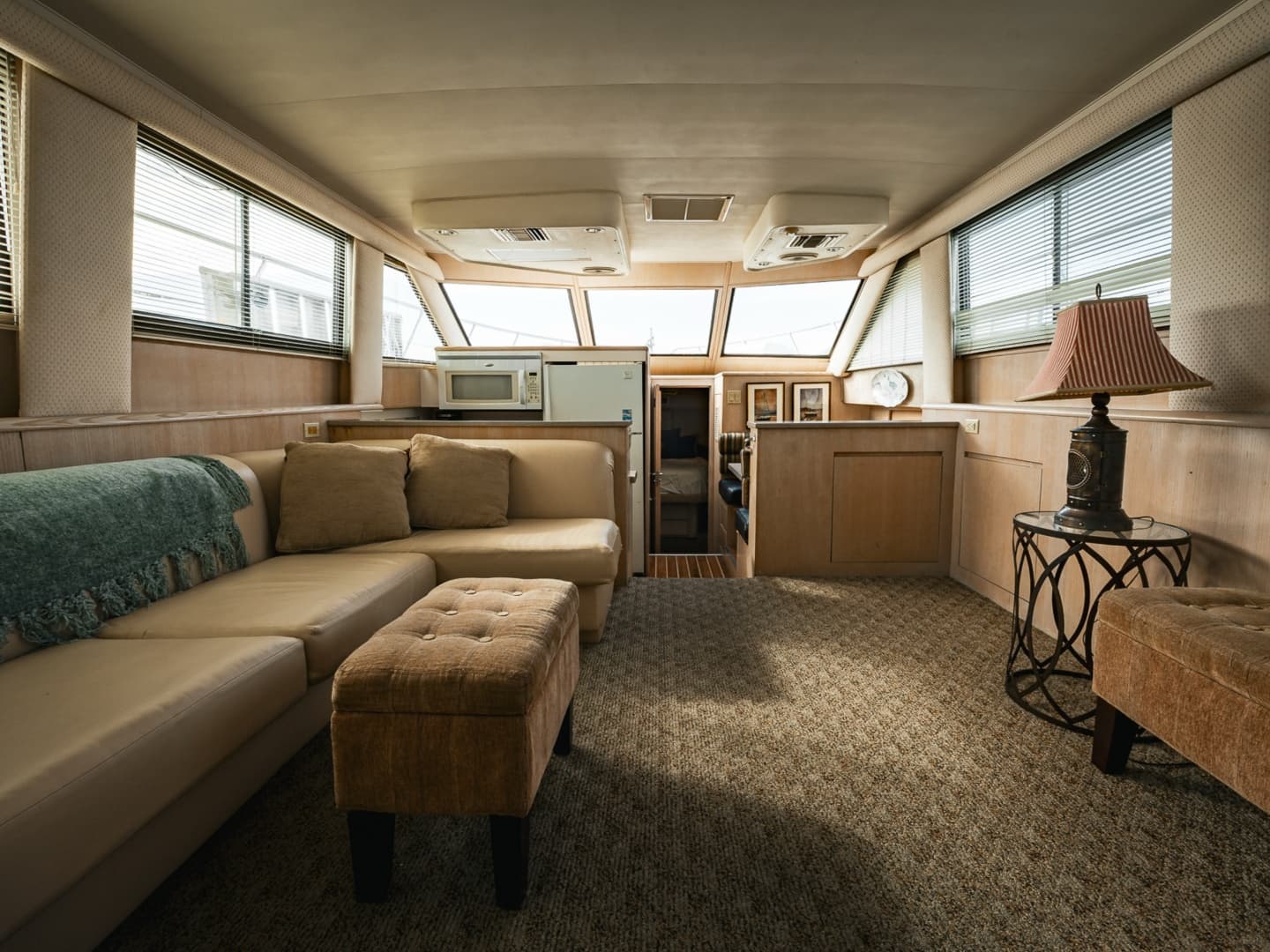 1995 Hatteras 52 Cockpit Motor Yacht