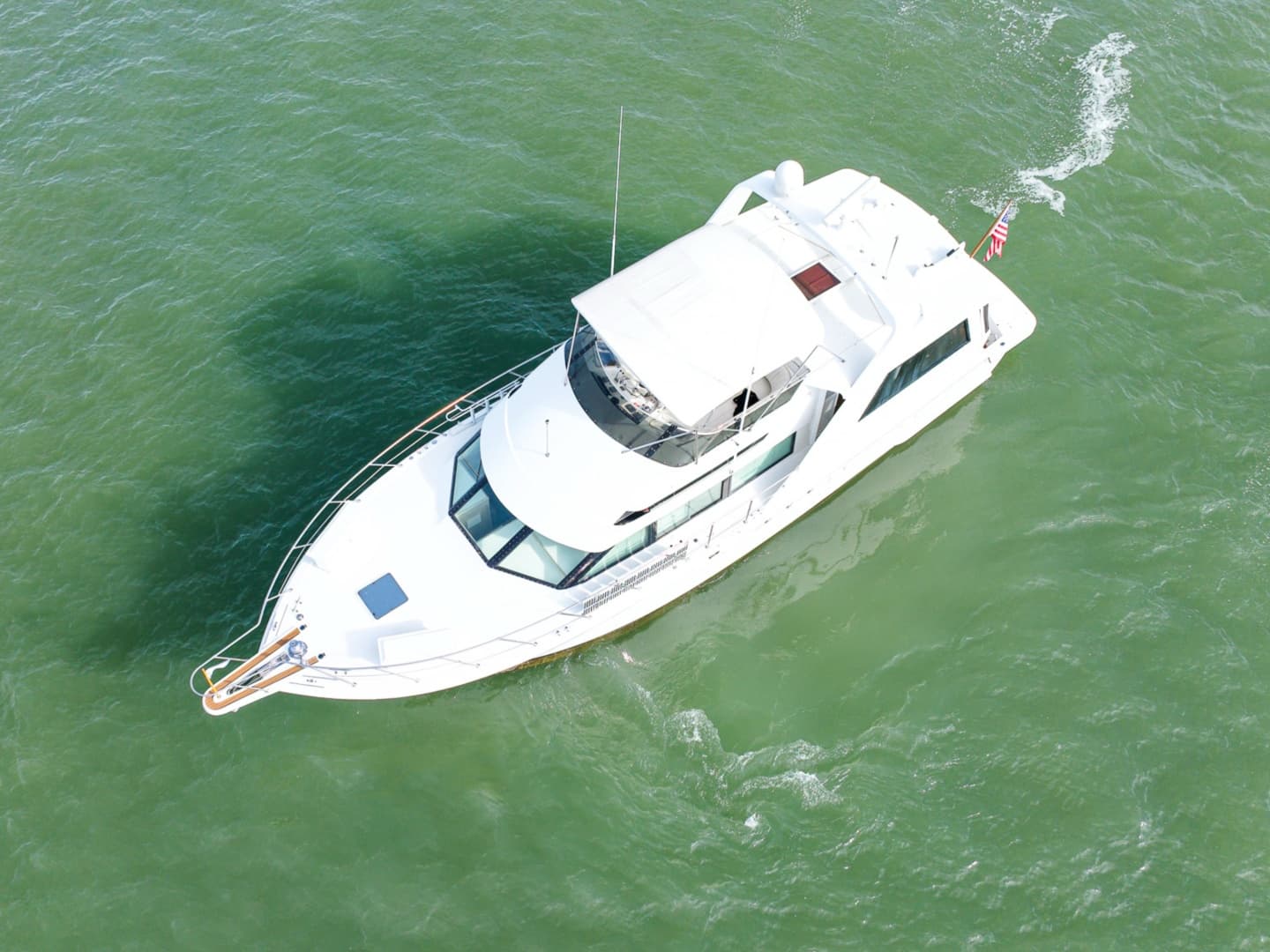 1995 Hatteras 52 Cockpit Motor Yacht