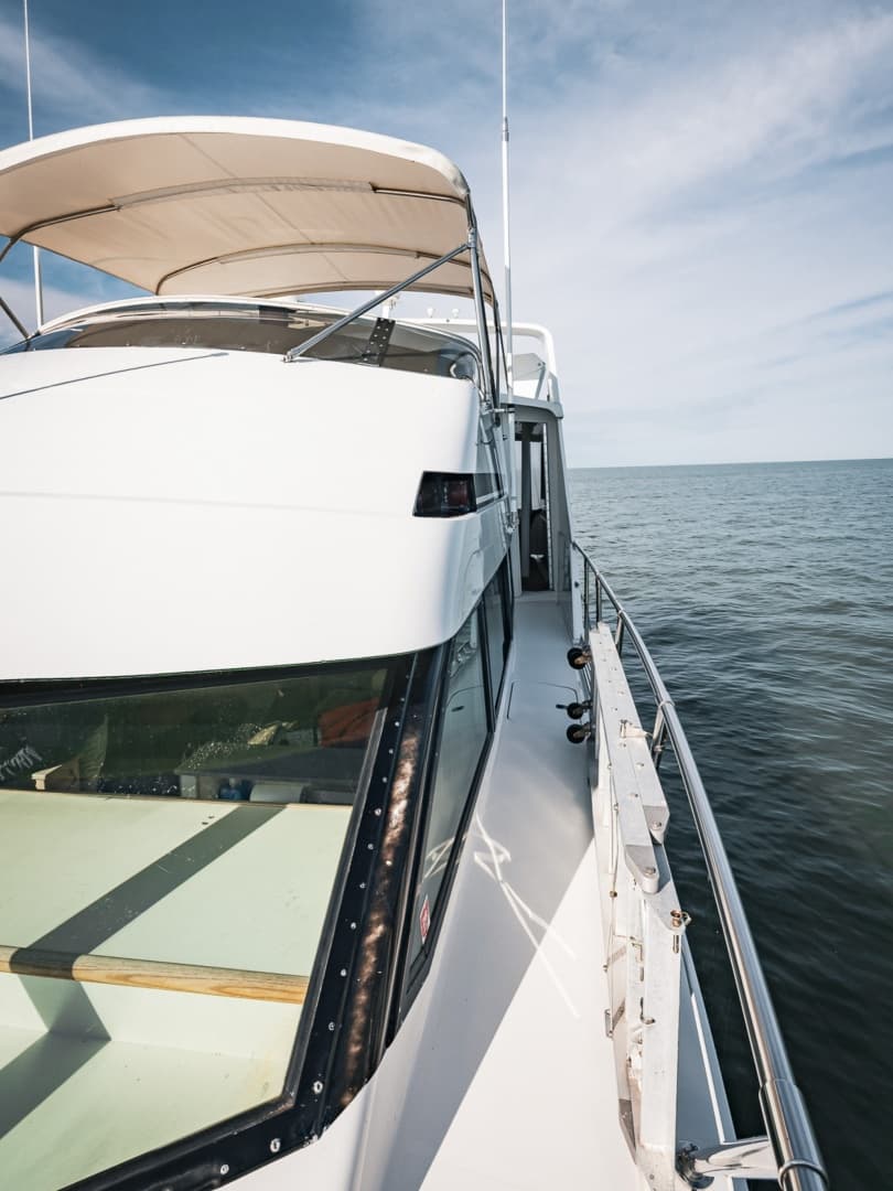 1995 Hatteras 52 Cockpit Motor Yacht