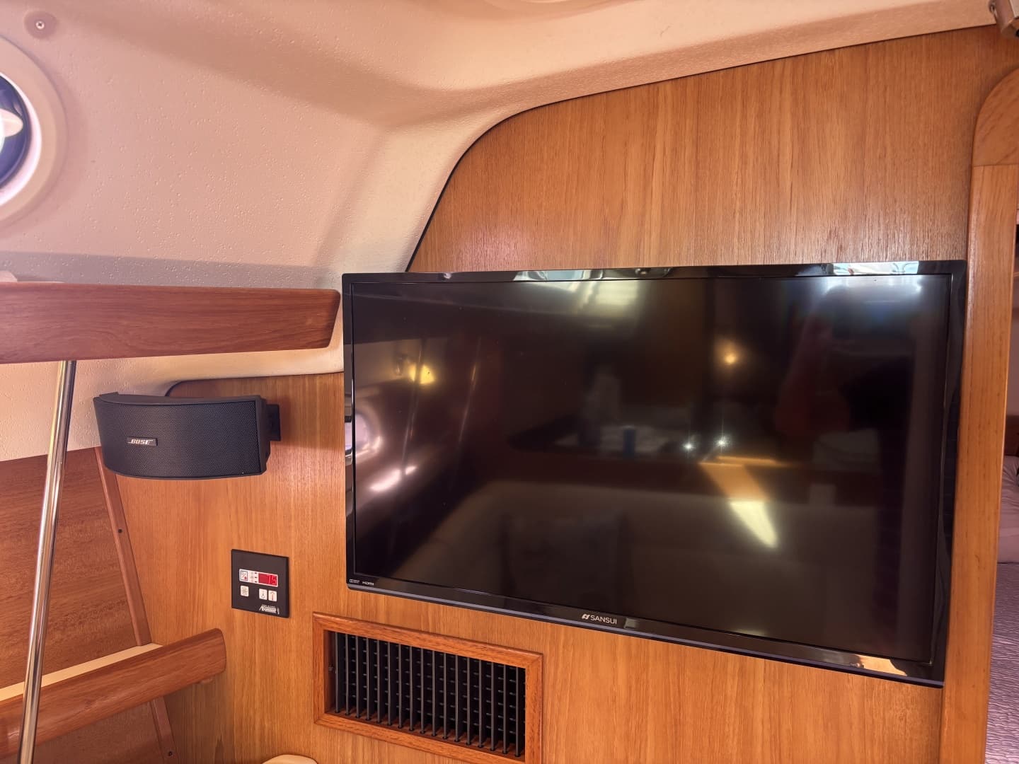 2007 Catalina 387