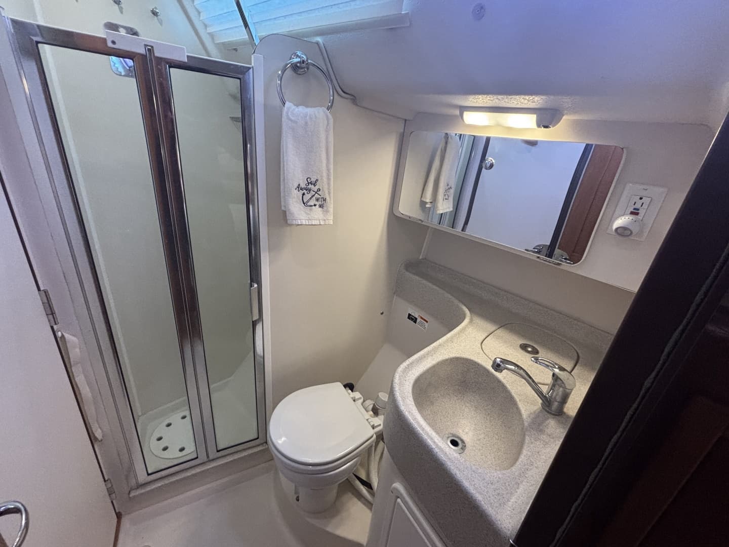 2007 Catalina 387