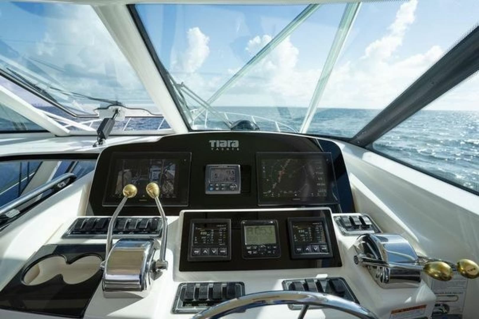 2005 Tiara Yachts 4200 Open
