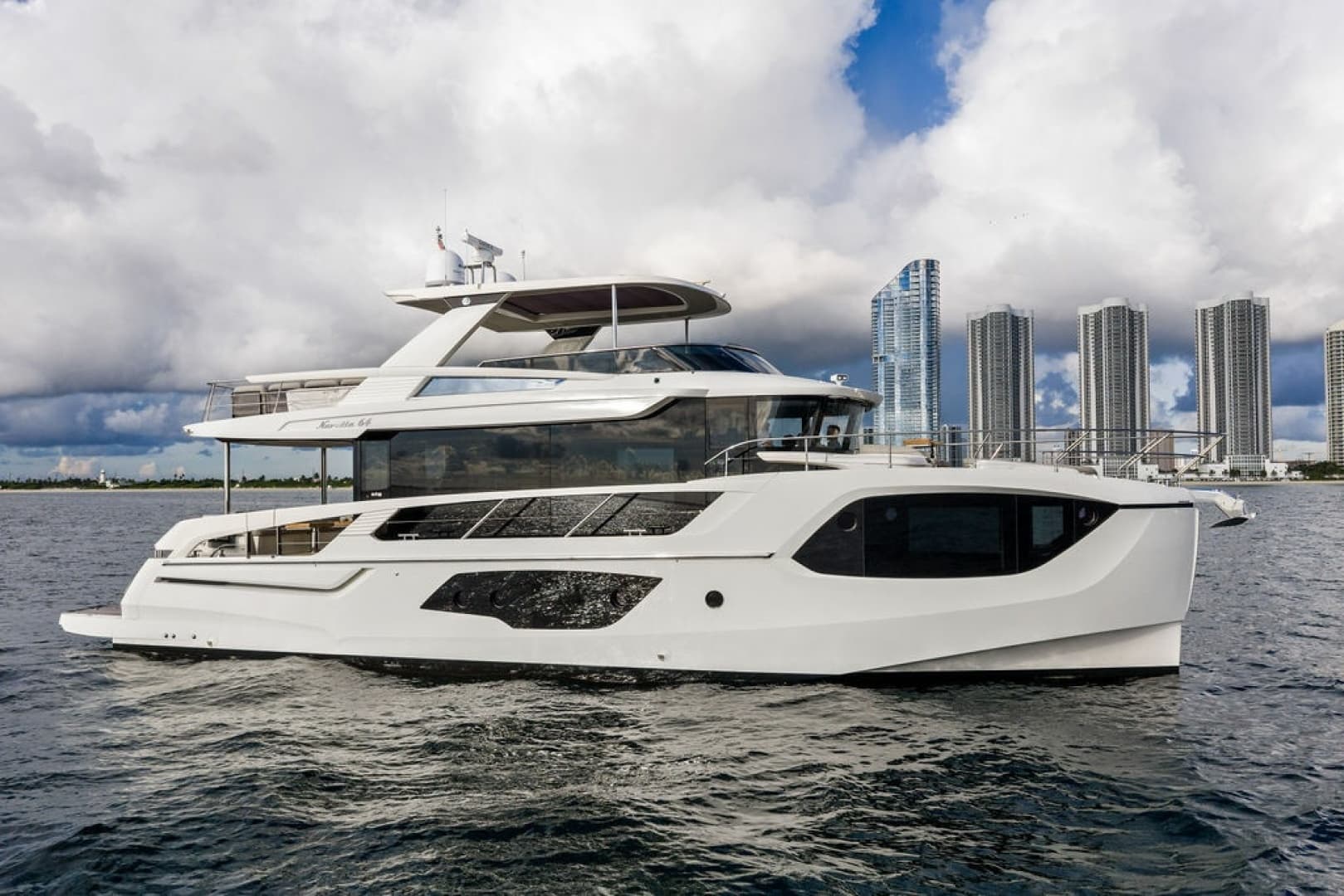 2023 Absolute Navetta 64