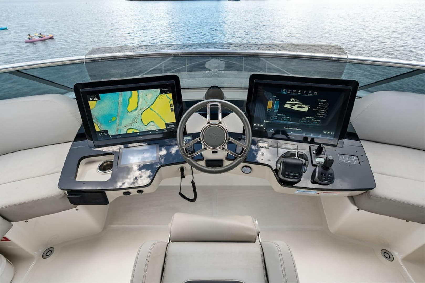 2023 Absolute Navetta 64