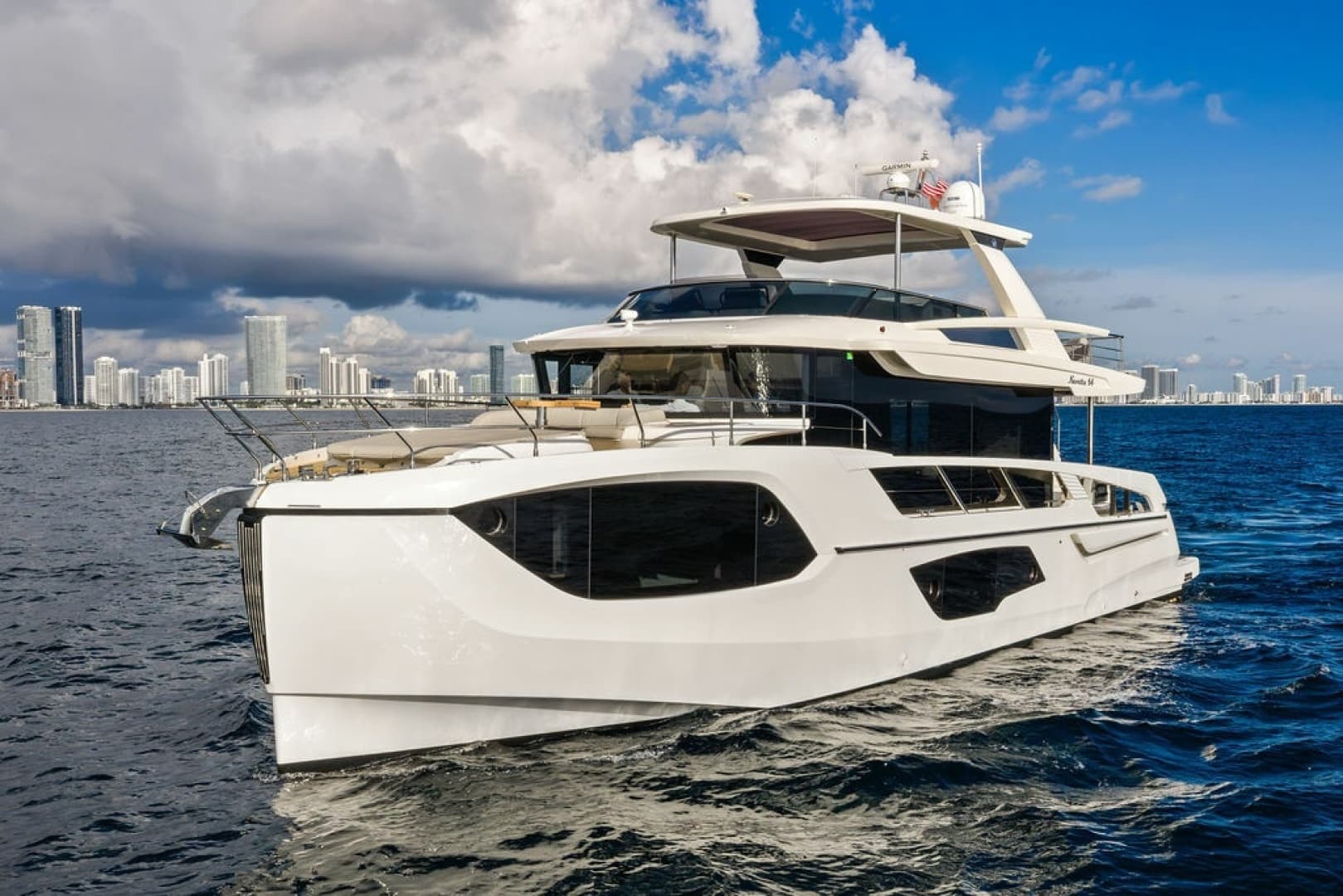 2023 Absolute Navetta 64