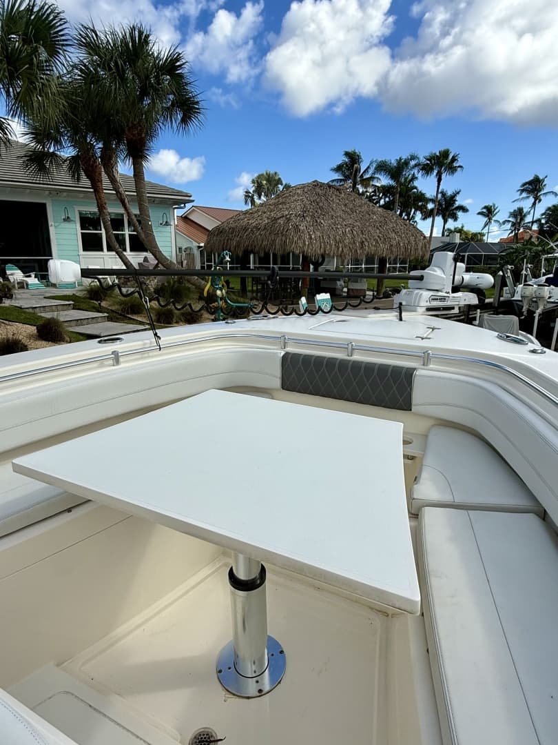 2021 Cobia 350