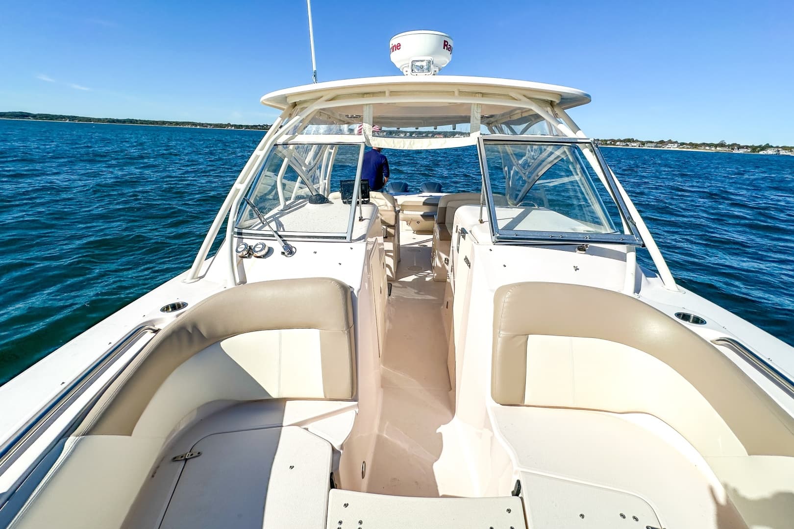 2014 Grady-White 307 Freedom