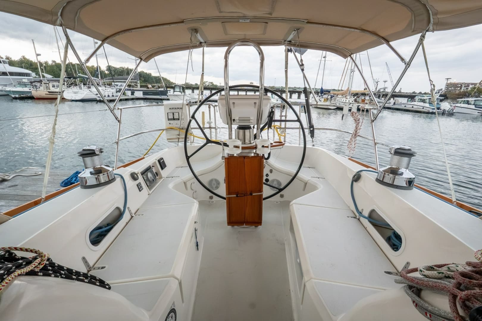 2005 Sabre 426
