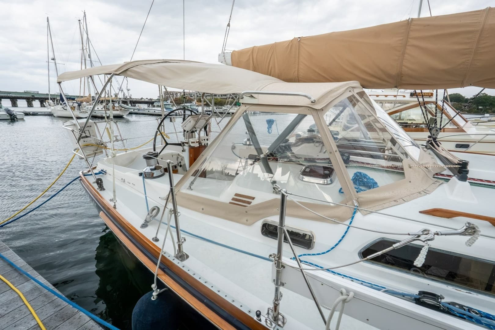 2005 Sabre 426
