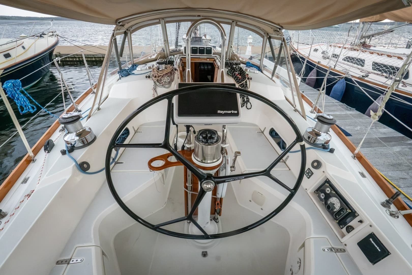2005 Sabre 426