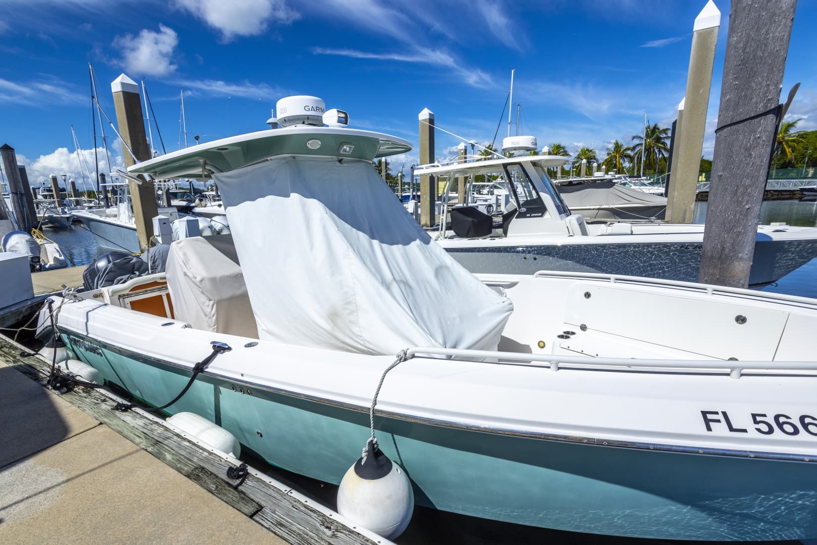 2012 Everglades 295 CENTER CONSOLE