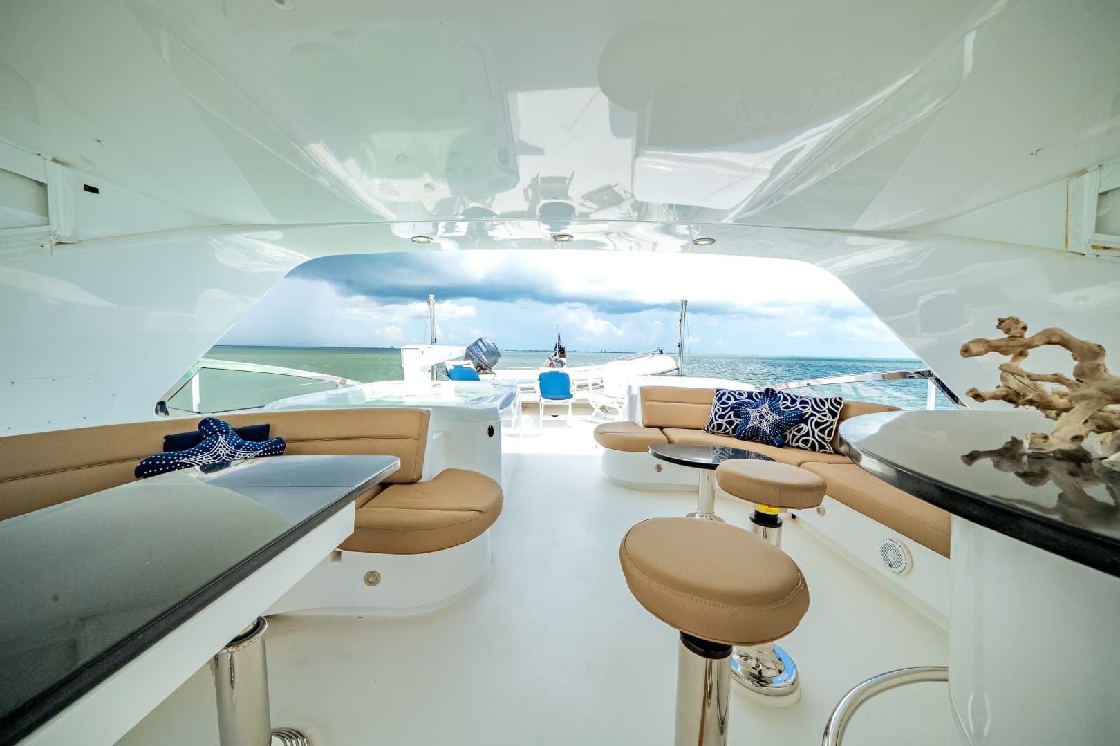 2008 Hatteras 