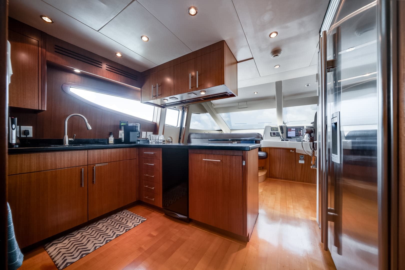 2008 Hatteras 