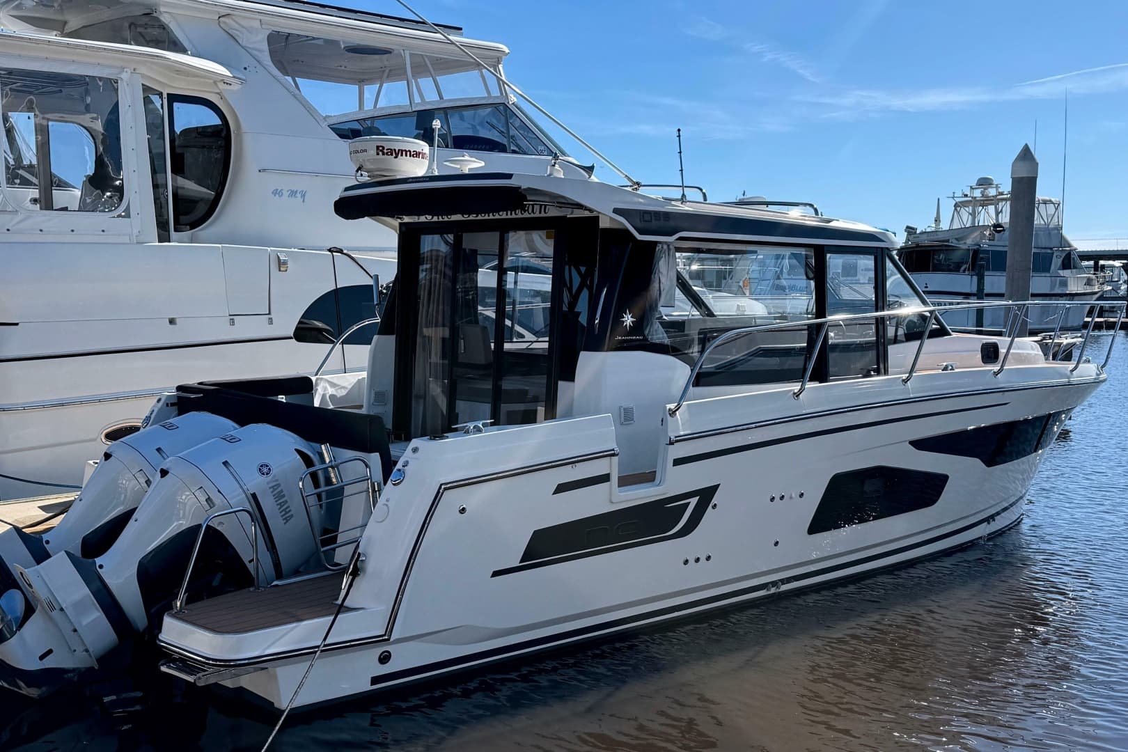 2021 Jeanneau NC Weekender 1095