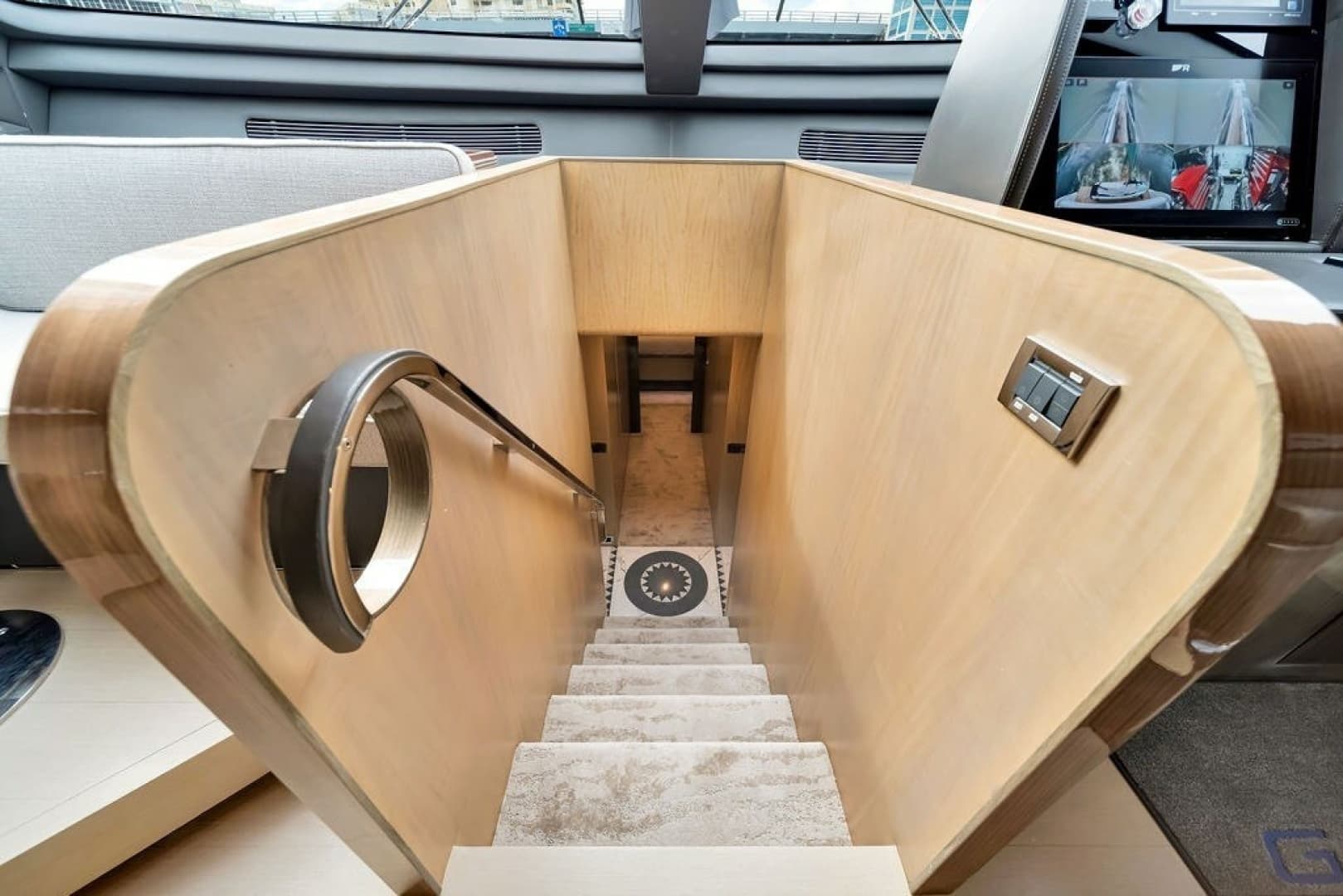 2017 Azimut 84