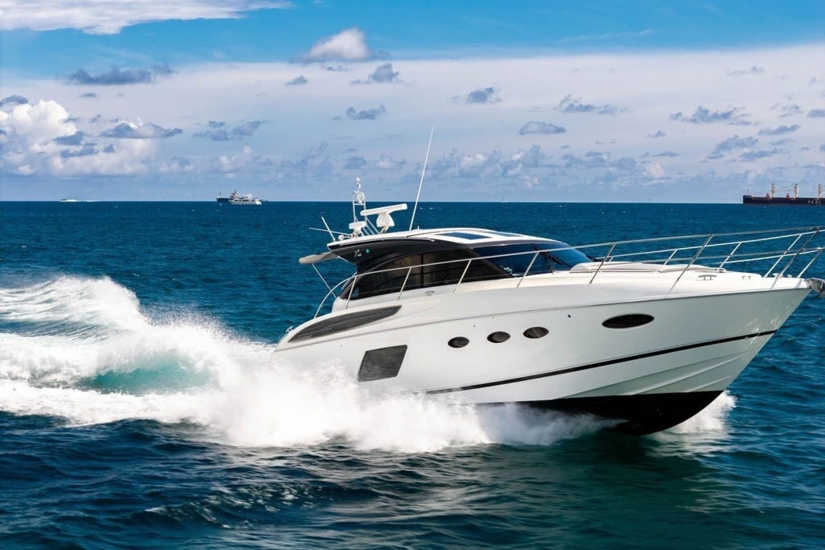 2015 Princess V48