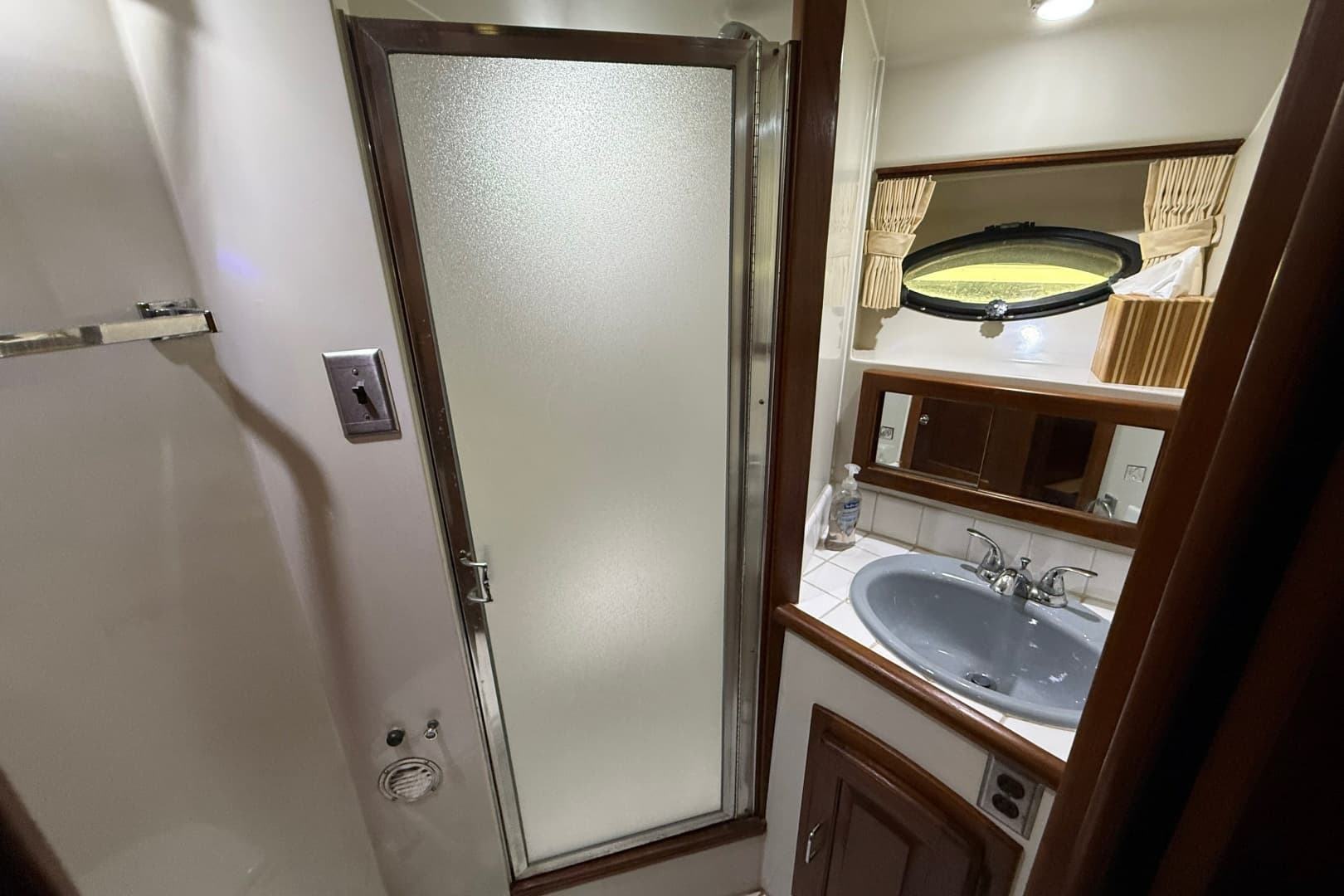 1988 Californian 45 Motor Yacht
