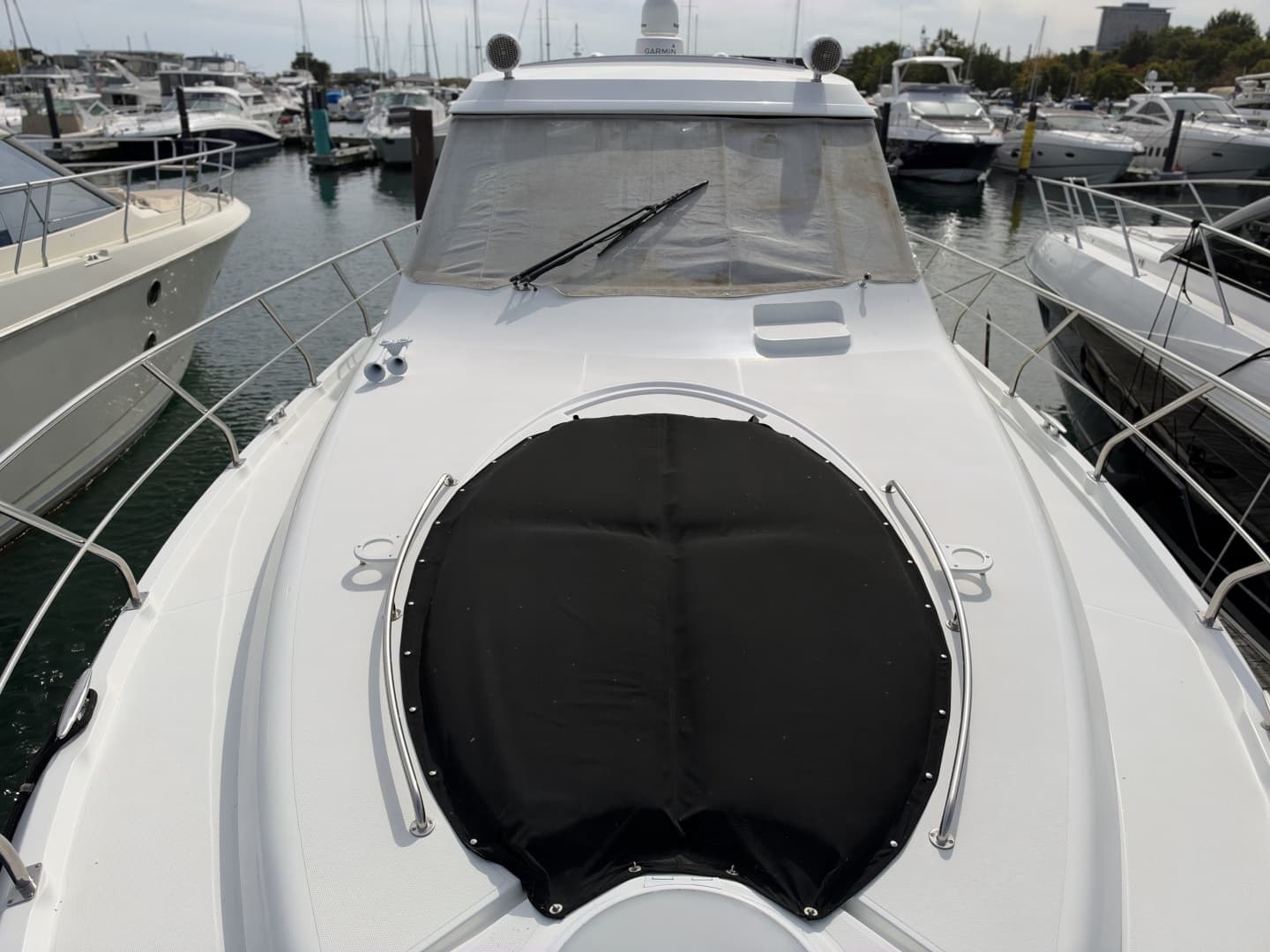 2011 Cruisers Yachts 48 Cantius