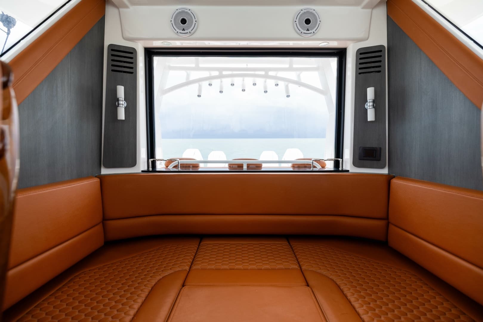 2024 Invincible Pilothouse