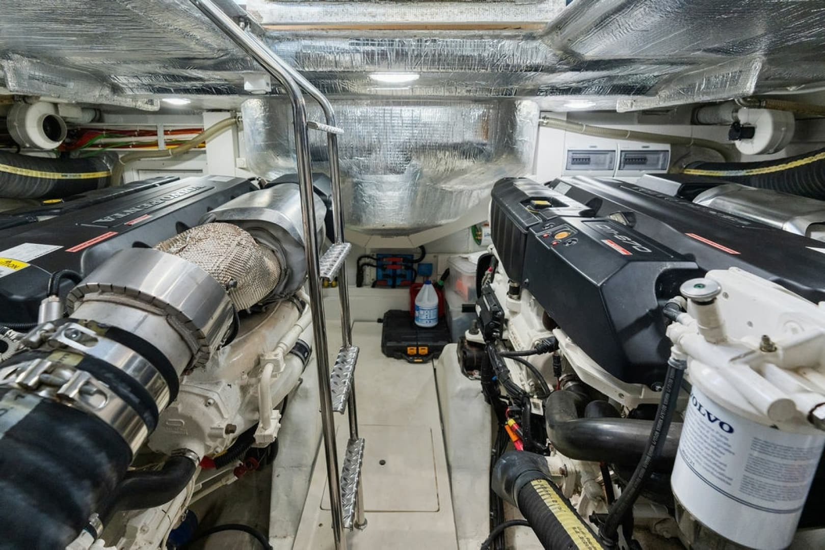 2021 Galeon 