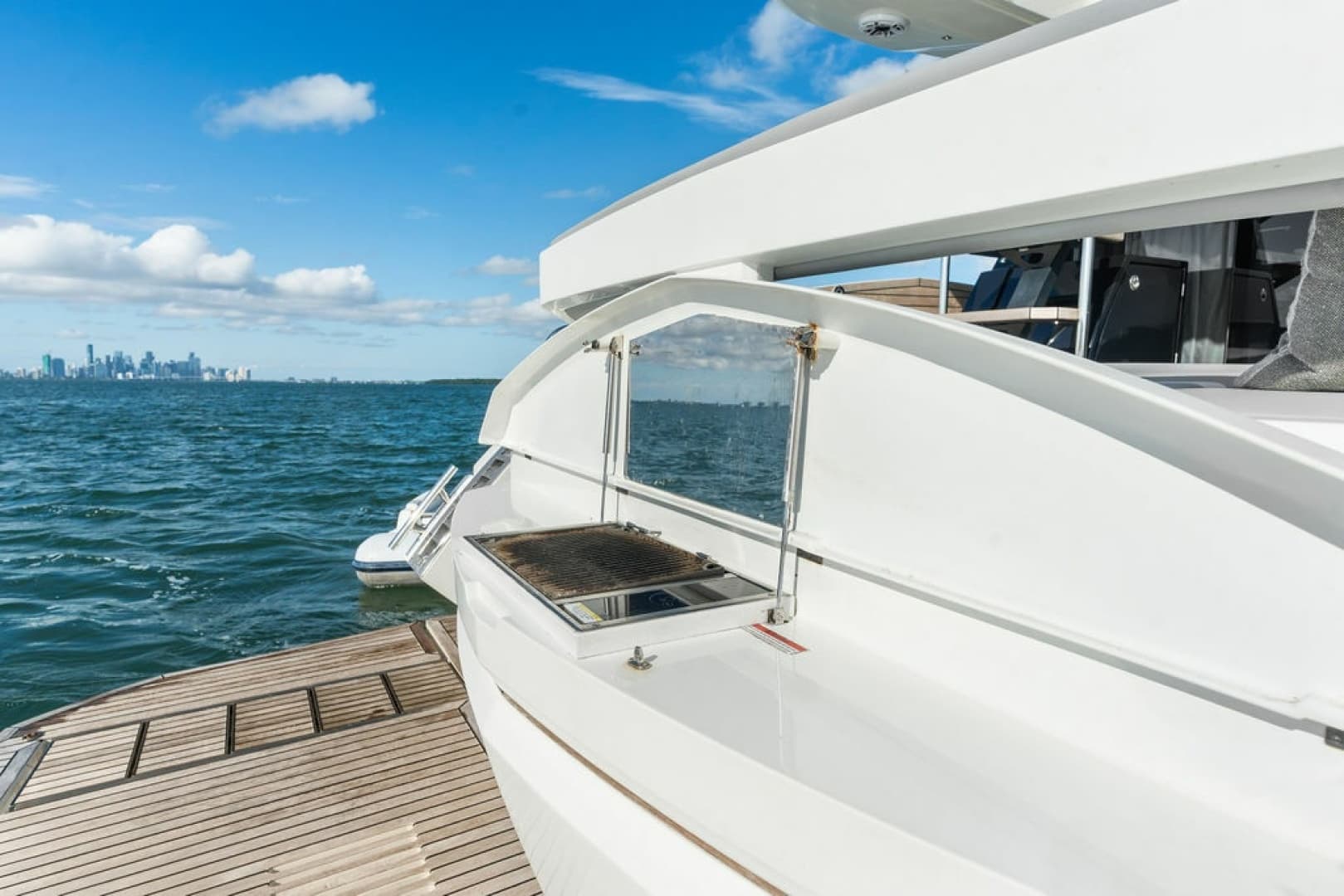 2021 Galeon 