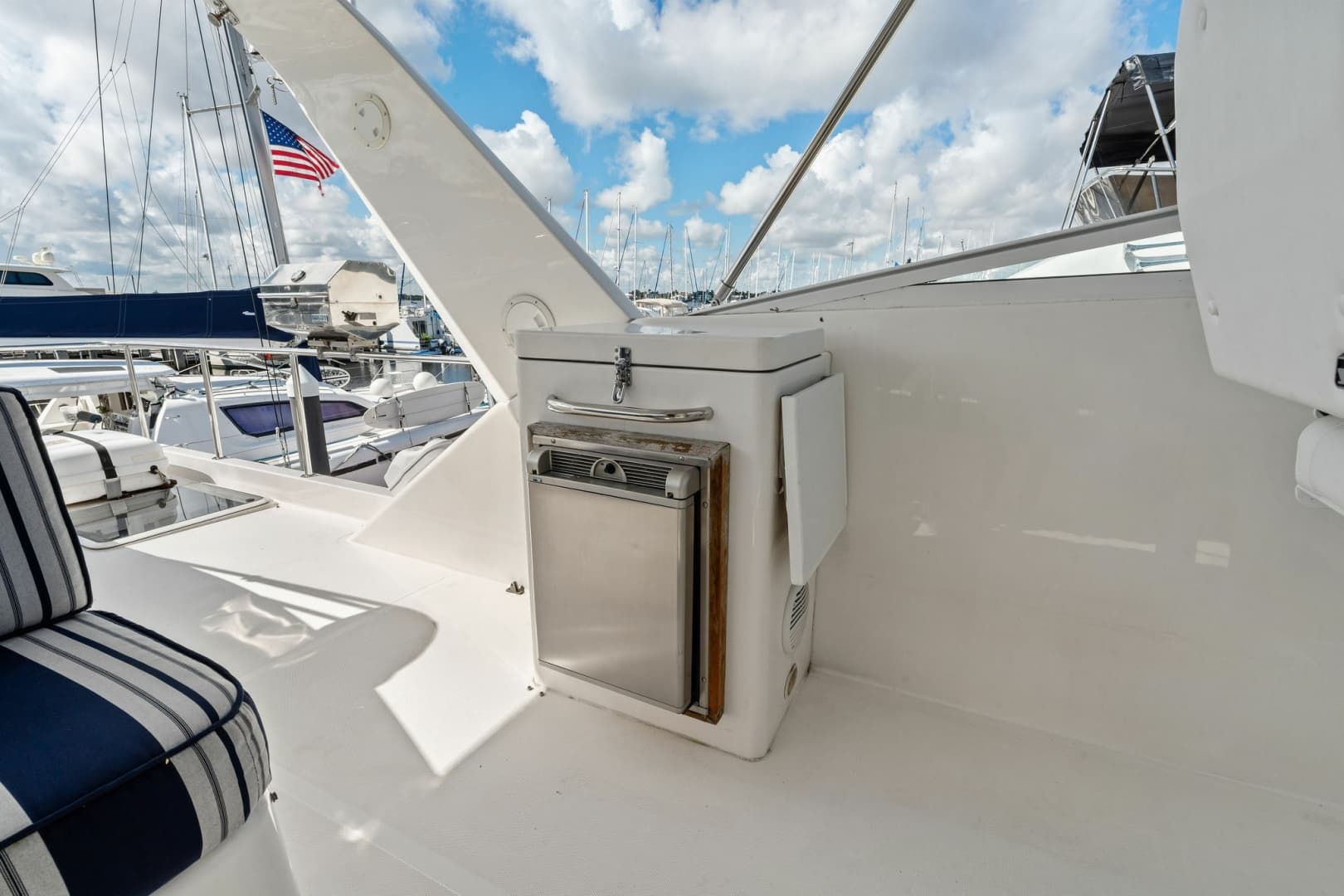 2001 Pacific Mariner 65