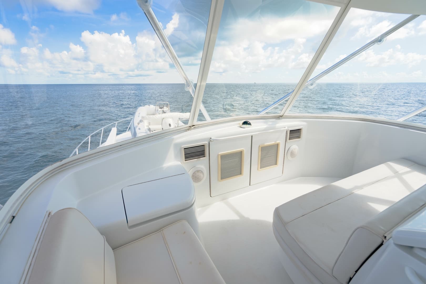 2004 Hatteras 54 Convertible