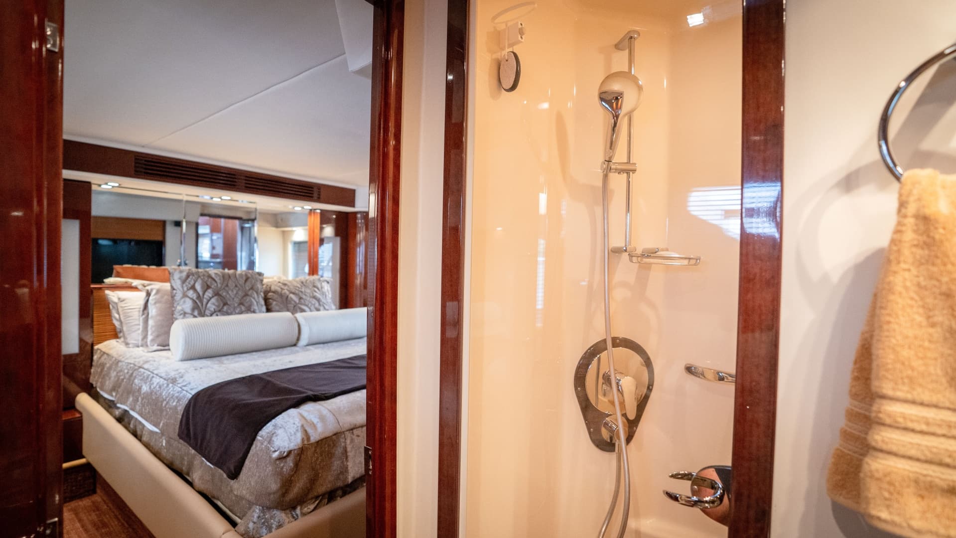 2012 Sea Ray 580 Sundancer