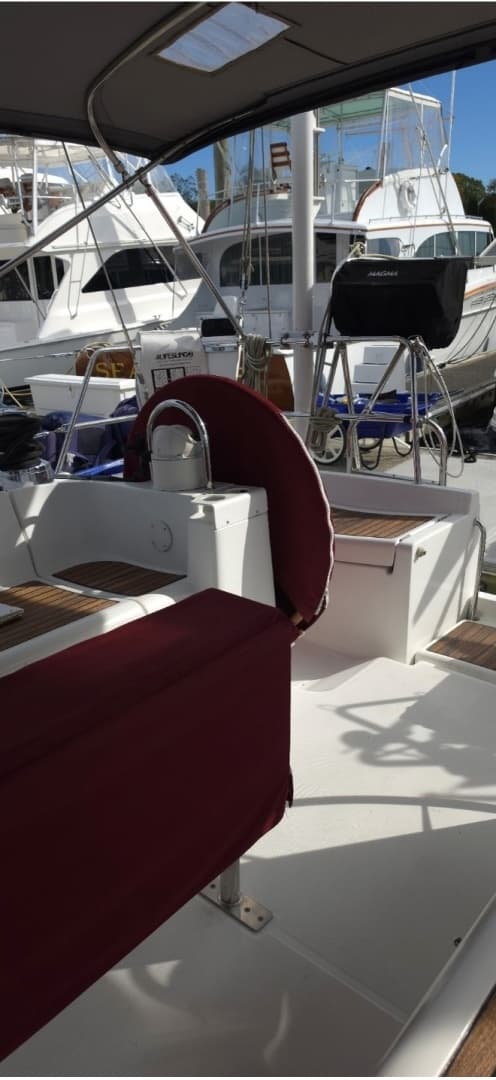 2005 Beneteau 