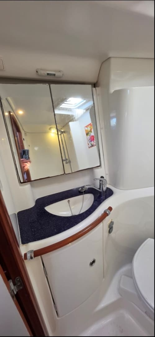 2005 Beneteau 