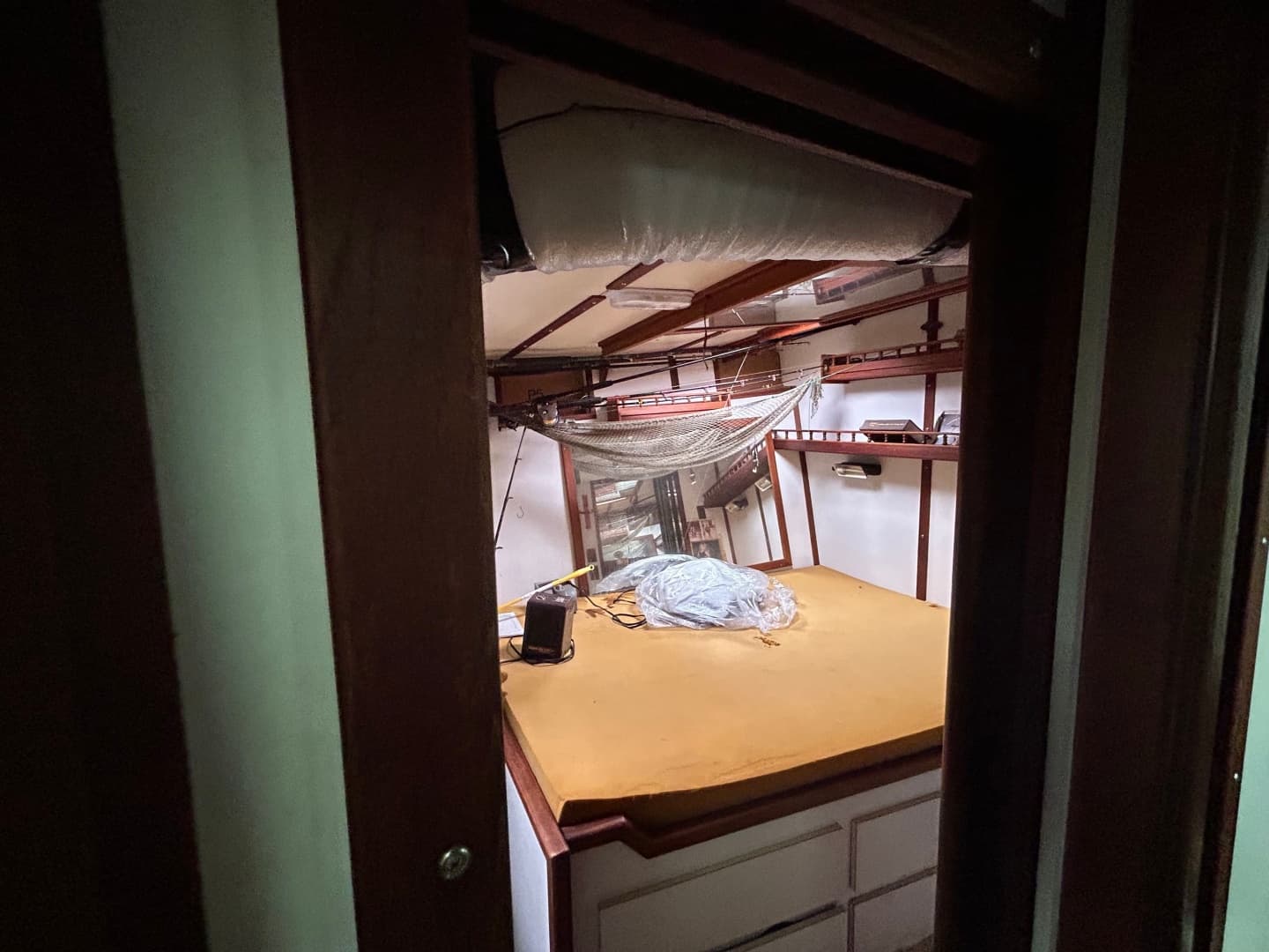 1990 Custom 57 Fishing