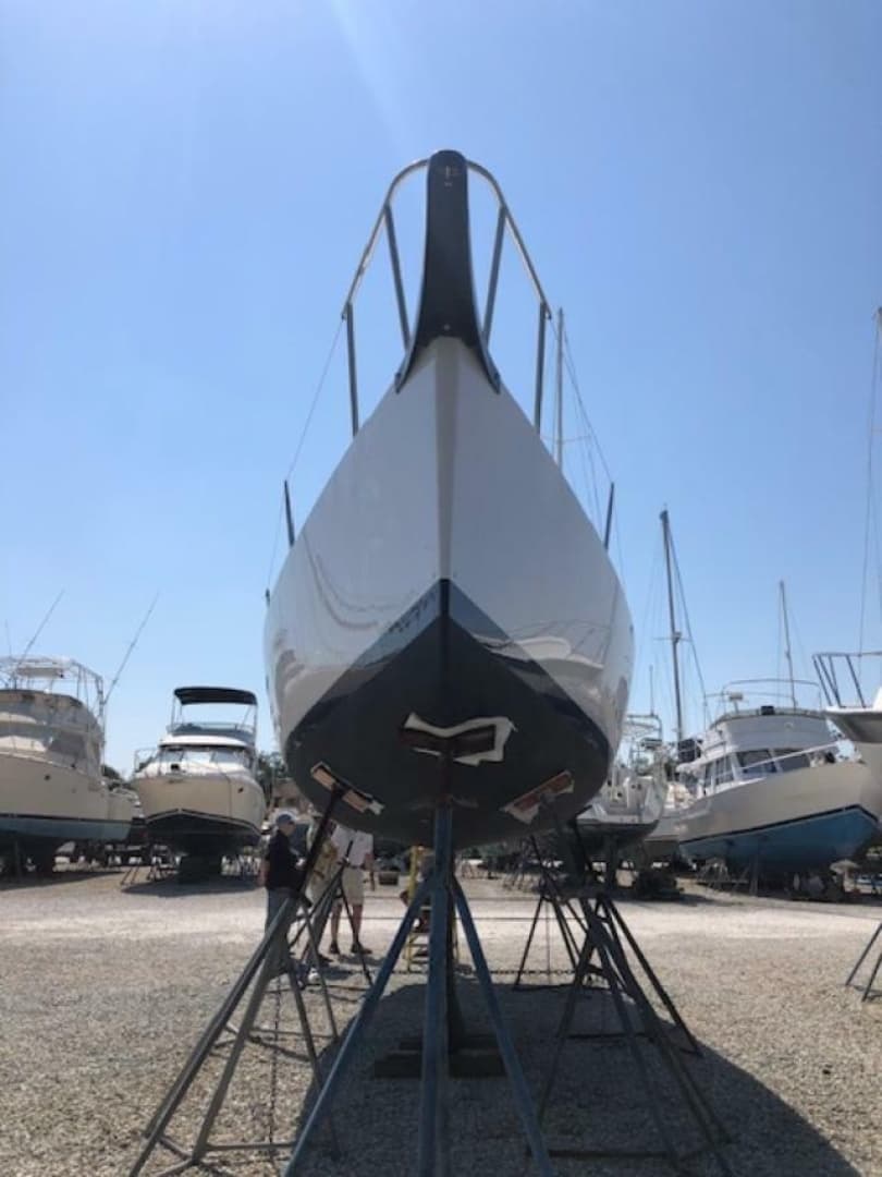 2022 J Boats J9