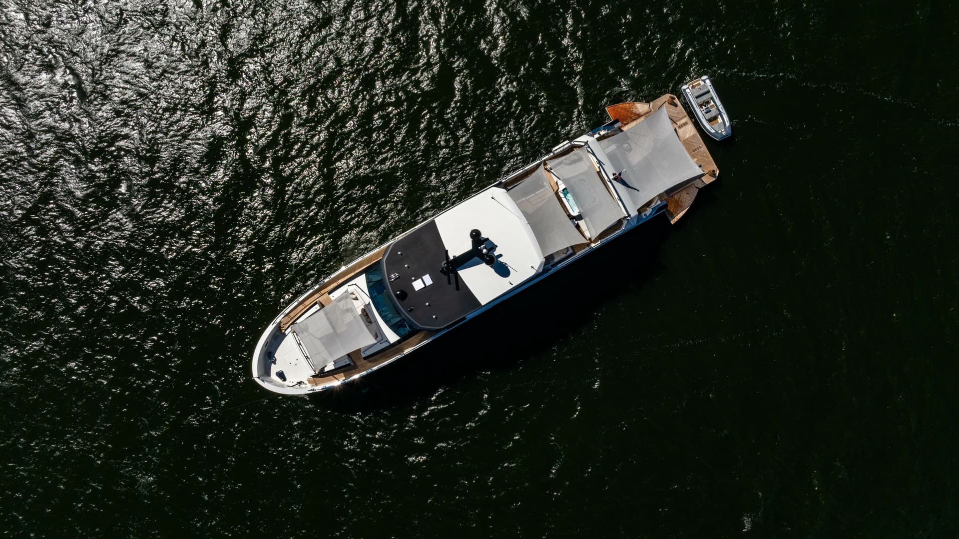 2023 Ocean Alexander 32 Explorer