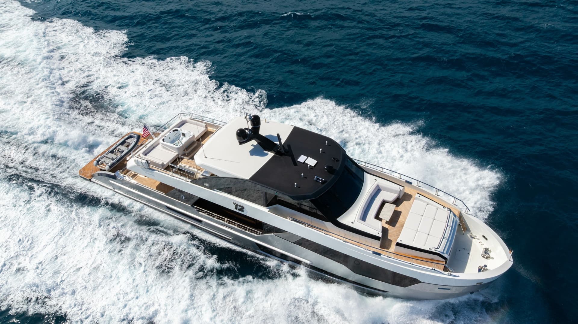 2023 Ocean Alexander 32 Explorer