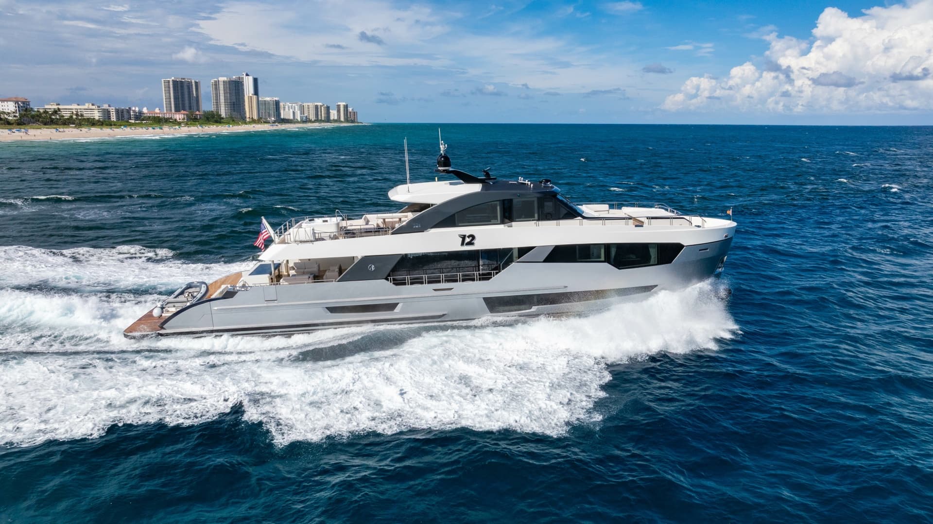 2023 Ocean Alexander 32 Explorer
