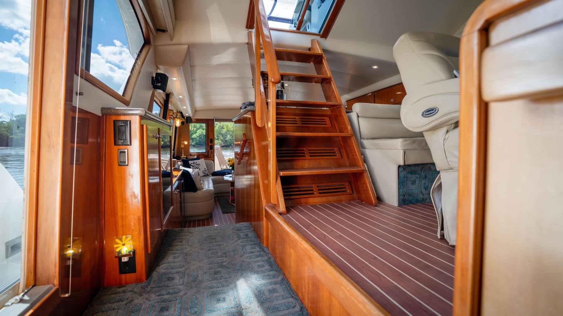 2008 Navigator 5100 Motor Yacht
