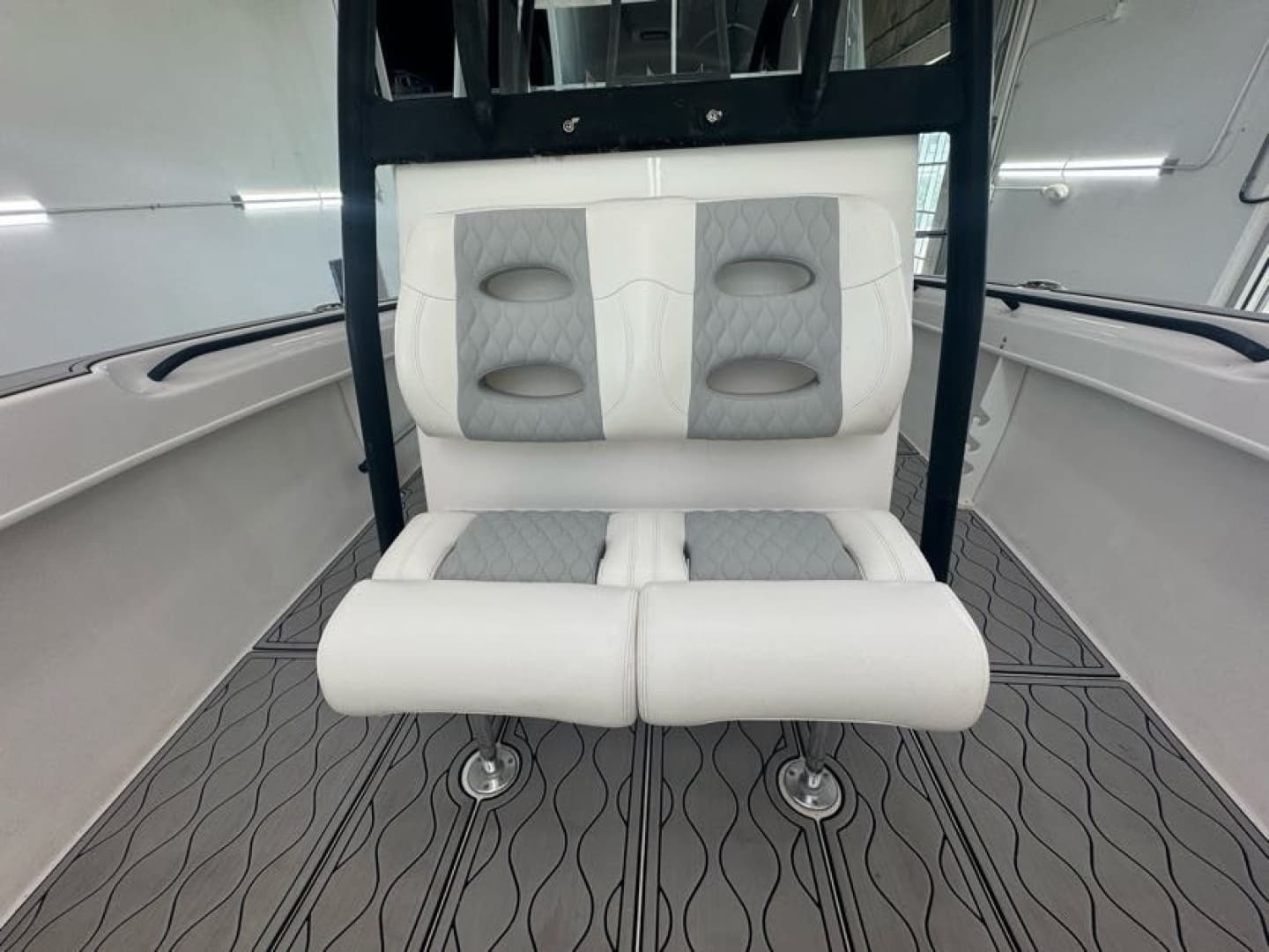 2020 Twin Vee 26 Viva SE