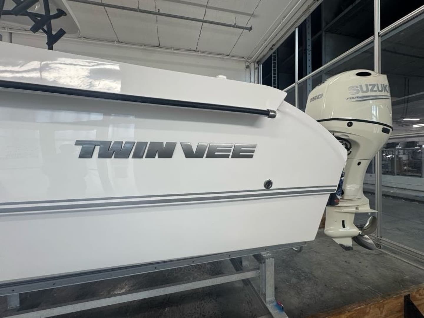 2020 Twin Vee 26 Viva SE