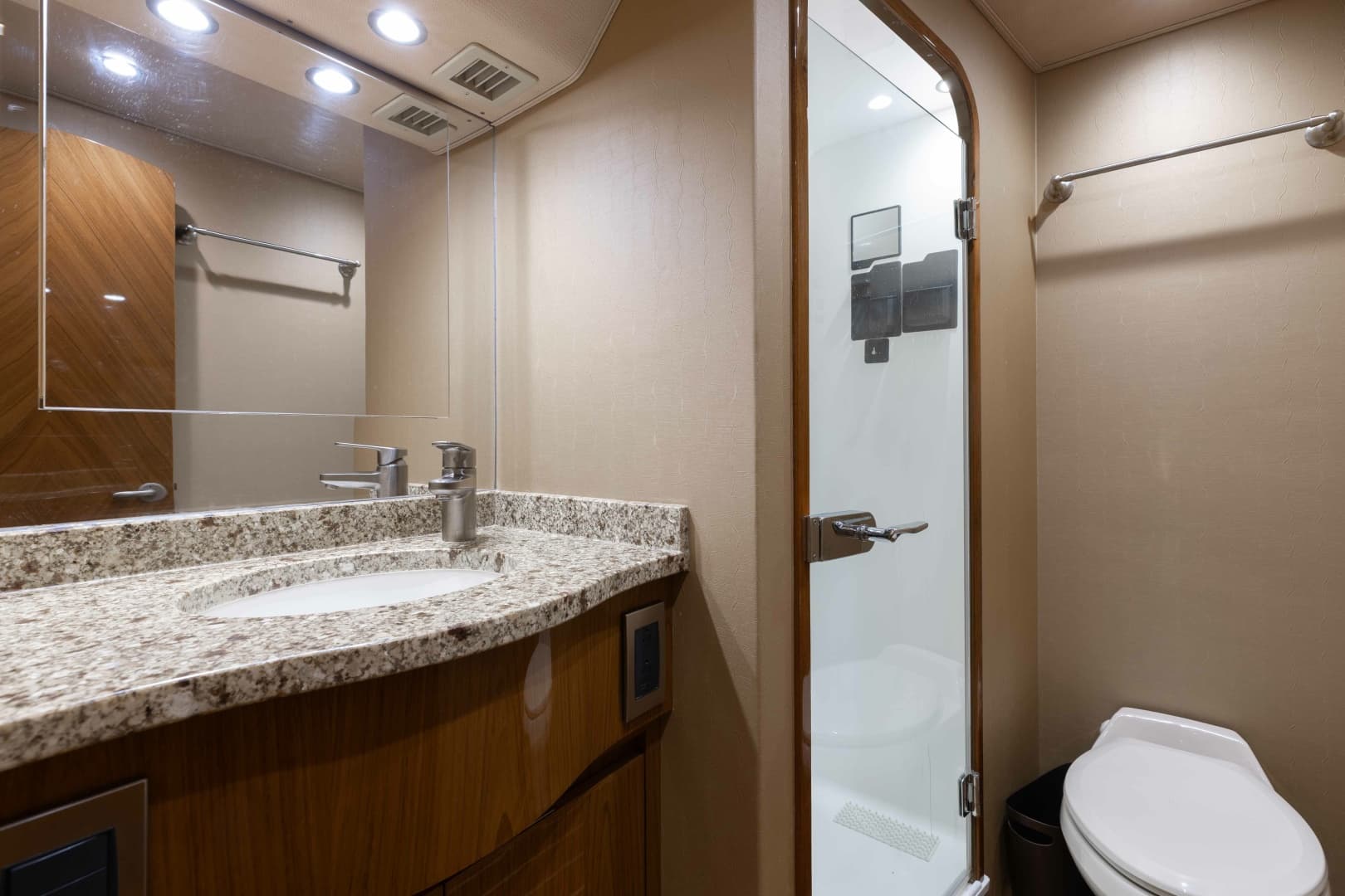2012 Viking 76 Enclosed Bridge