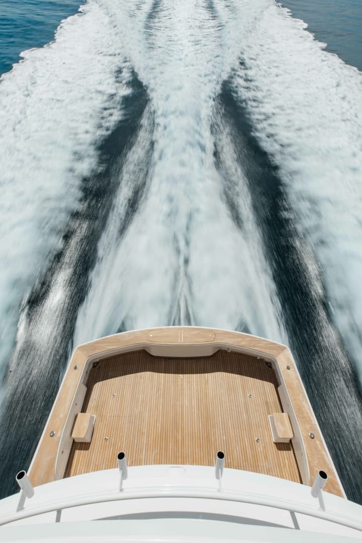 2012 Viking 76 Enclosed Bridge