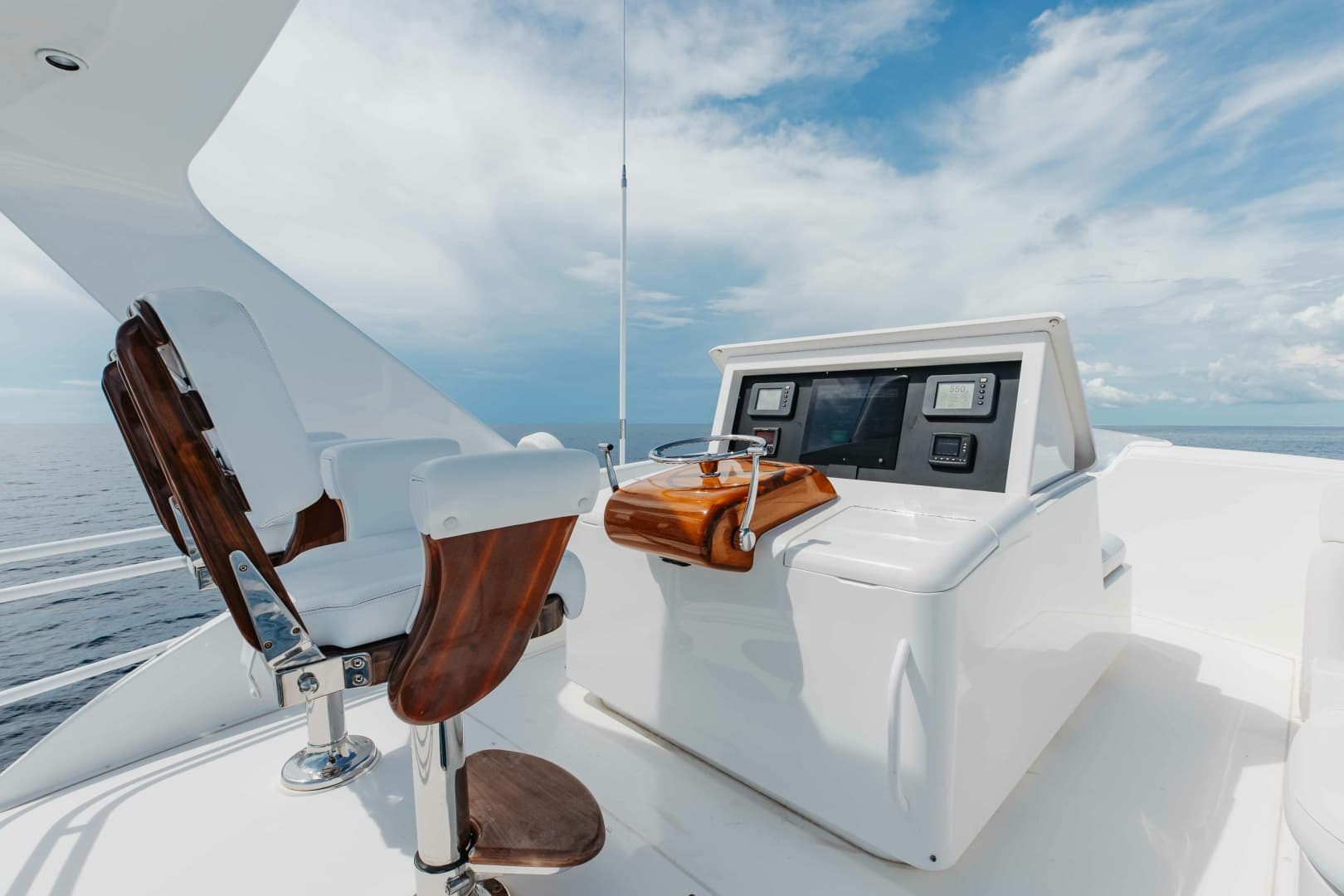 2012 Viking 76 Enclosed Bridge