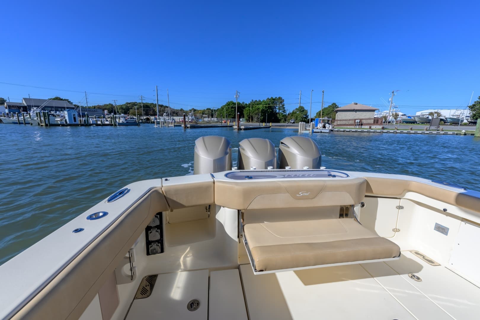2018 Scout 355 LXF
